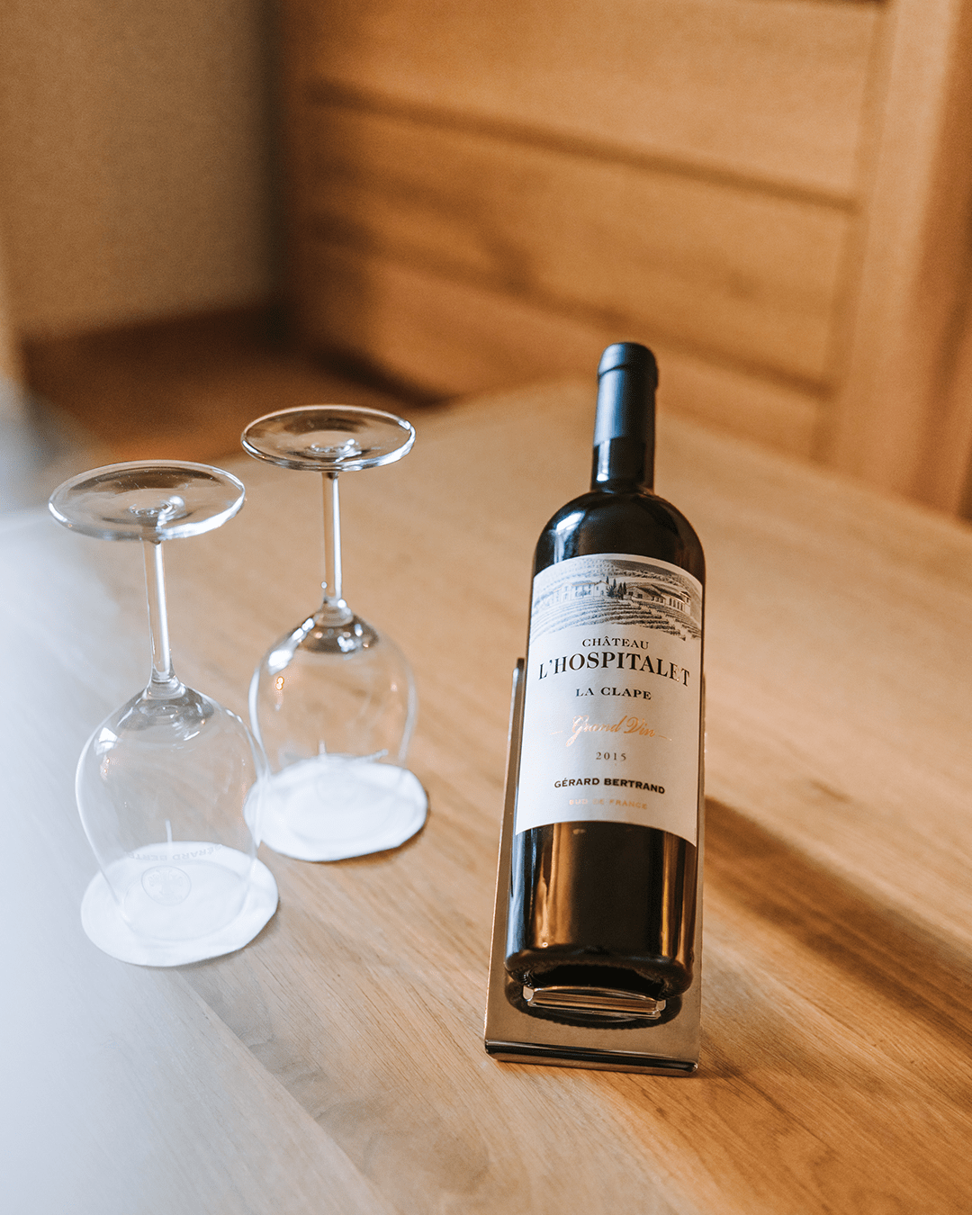 photograpgie bouteille de vin du domaine de gerard bertrand pour les social media